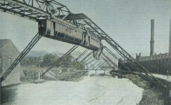 Ansicht der Bahn über die Wupper