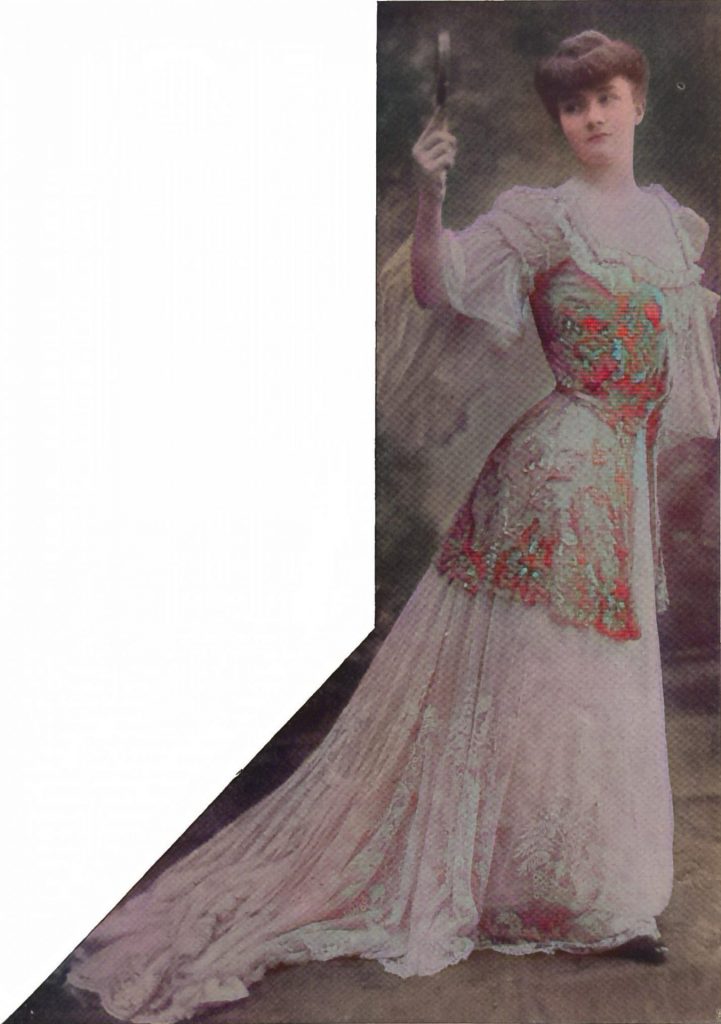 5. Toilette aus weißem Mull mit Handstickerei. Aermellose Schoßjacke aus mattgrünem Seidenmusselin. Atelier Huet und Chéruit. Phot. Reutlinger