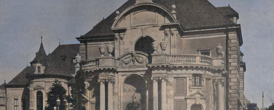 Ansicht des westlichen Theiles des Museums, des Gebäudes für Ausstellungen. (Nach photogr. Aufnahme von Fr. Bruckmann in München)
