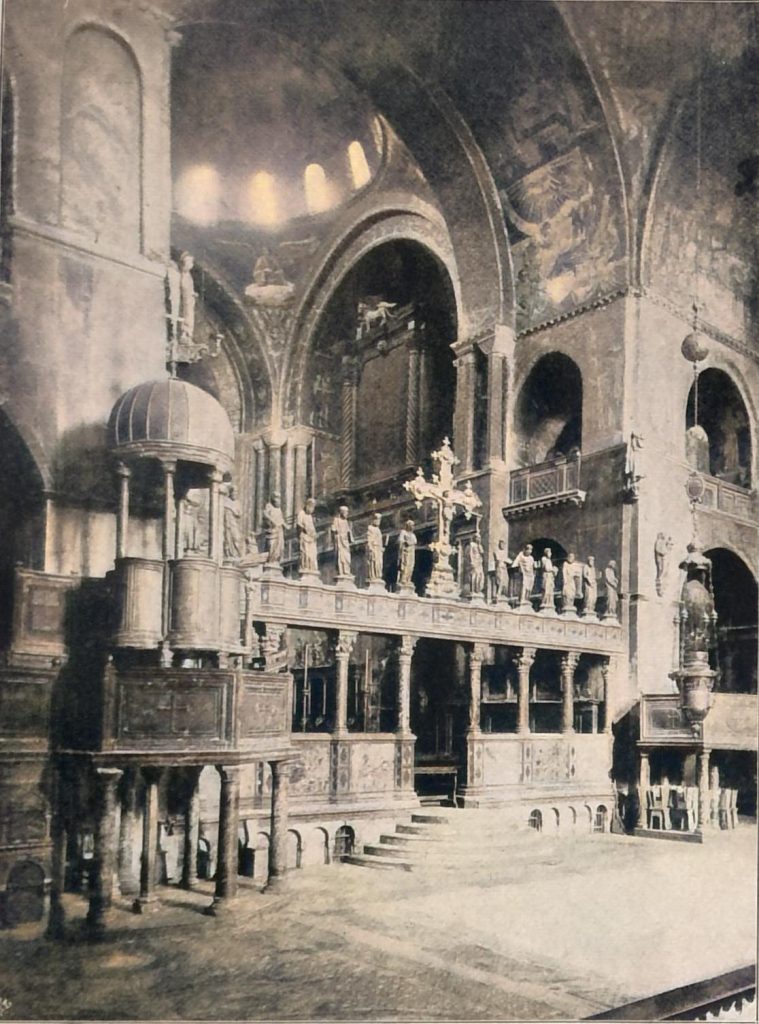 Aus San Marco in Venedig, Presbyterium mit Kanzel