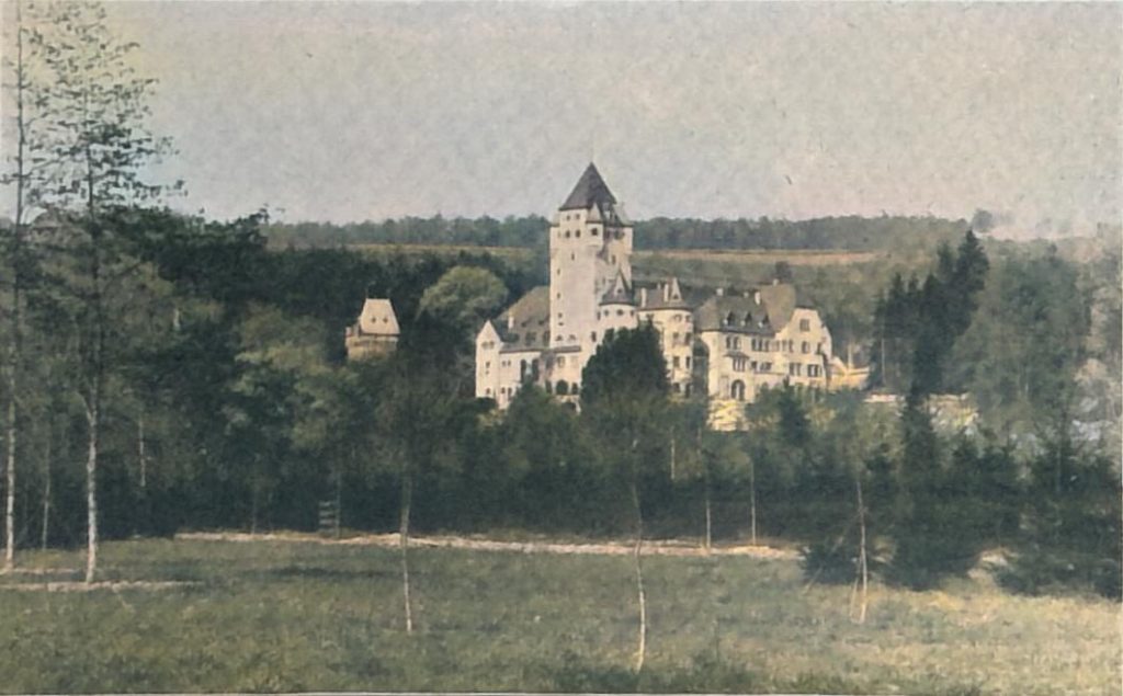 Das neuerbaute Schloß Colmar-Berg in Luxemburg. Phot. Scharff-Vaniére