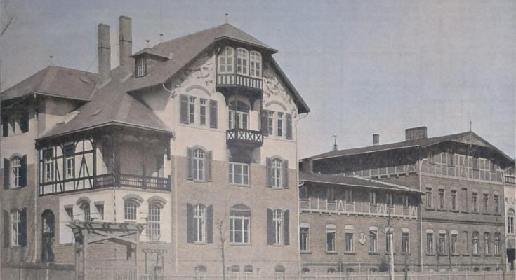 Abbildg. 10. Brandenburgisches Seehospiz in Kolberg. Ansicht von der Strasse. - Architekt Brth. Th. Goecke in Berlin