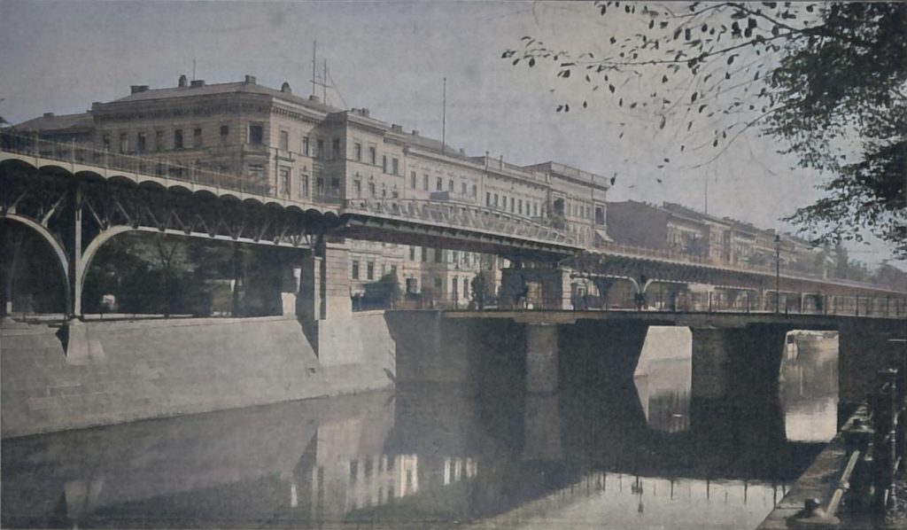 Abbildg. 24. Hochbahn-Viadukt am Helleschen Ufer (Kreuzung der Grossbeeren-Brücke)