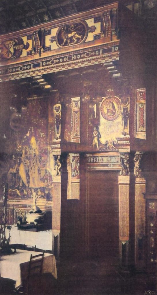 Thürumrahmung im Festsaal